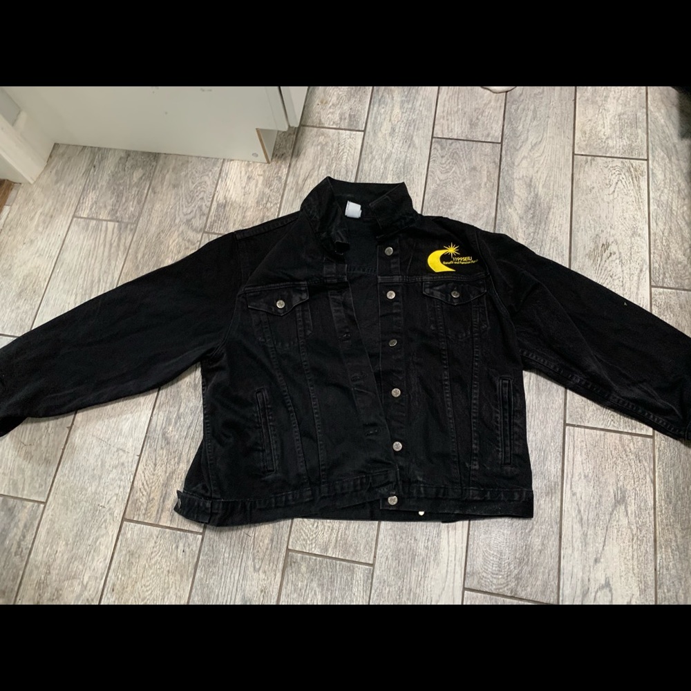 Black Denim Women’s Jacket - Picture 5 of 6